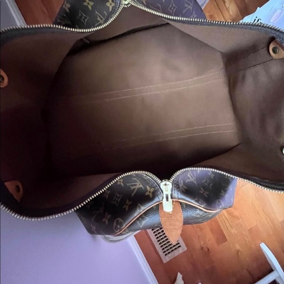 LV Keepall55 - Picture 4 of 16